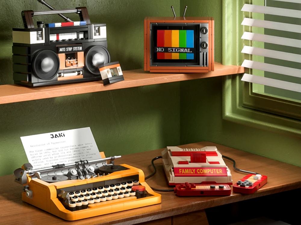 Retro CRT TV Brick Set 132pcs